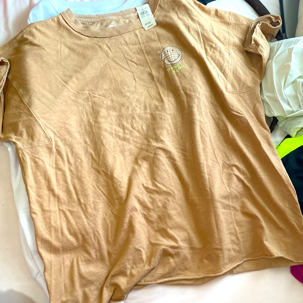 Aerie shirt